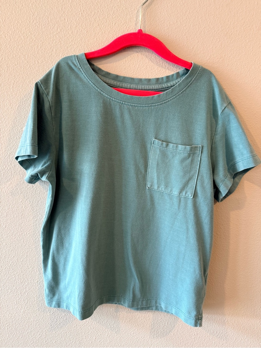 Cat & Jack Short Sleeve Pocket Tee in Seafoam